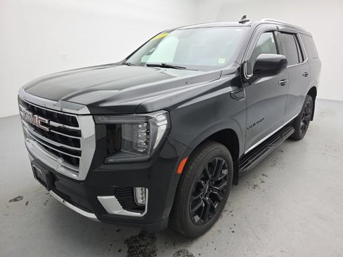 Used 2023 GMC Yukon SLT AWD/4WD image 5