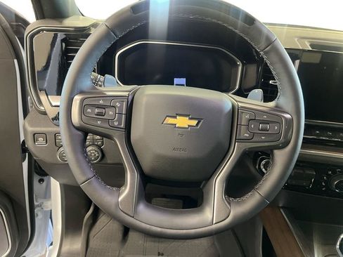 New 2026 Chevrolet Silverado 1500 High Country AWD/4WD image 12