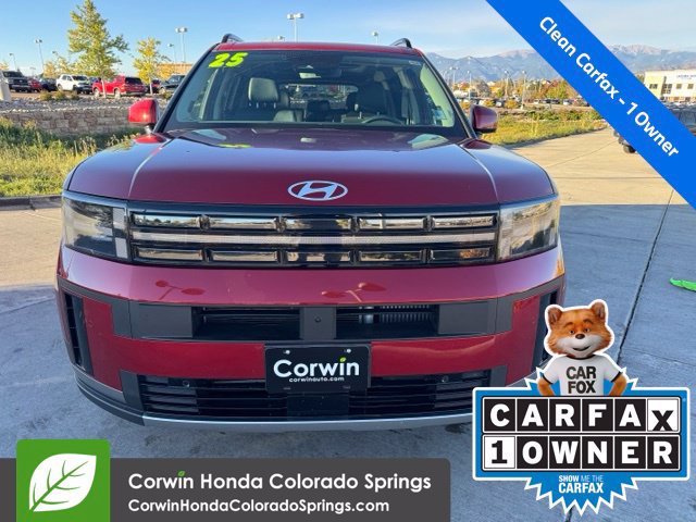 Used 2025 Hyundai Santa Fe Limited AWD/4WD image 2