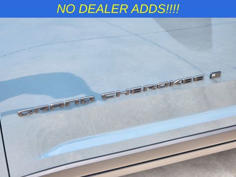 New 2026 Jeep Grand Cherokee Limited w/ Limited Altitude Package RWD image 12