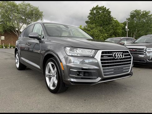Used 2019 Audi Q7 3.0T Prestige w/ Prestige Package AWD/4WD image 1