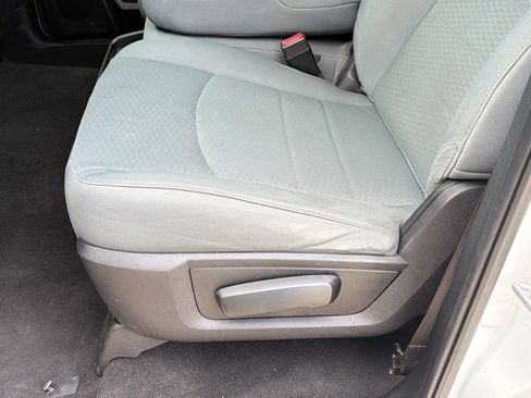 Used 2019 RAM 1500 Classic SLT RWD image 14