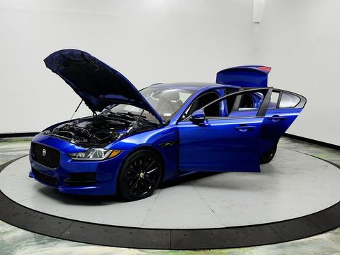 Used 2017 Jaguar XE R-Sport RWD image 9