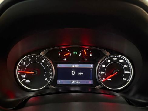 Used 2021 GMC Terrain SLT image 18