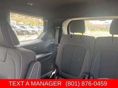 New 2026 Jeep Grand Cherokee L 4WD image 17
