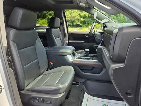 Used 2025 GMC Sierra 1500 SLT w/ SLT Premium Plus Package AWD/4WD image 23