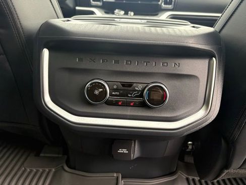 New 2026 Ford Expedition Tremor image 36