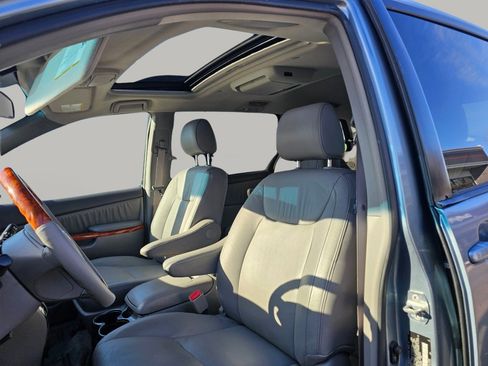 Used 2007 Toyota Sienna XLE Limited image 20