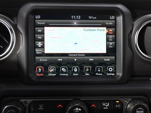 Used 2023 Jeep Gladiator Rubicon w/ LED Lighting Group AWD/4WD image 28