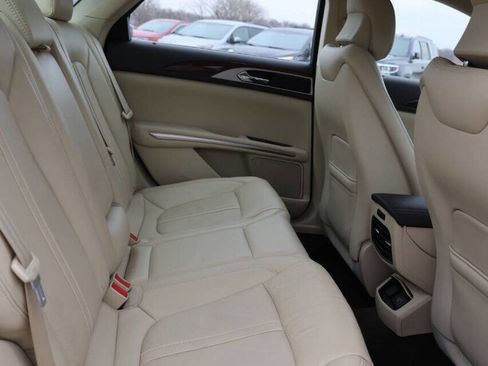 Used 2015 Lincoln MKZ Base 4dr Sedan w/ Equipment Group 102A Reserve image 16