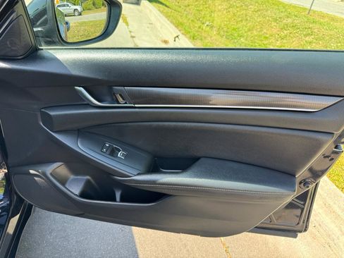 Used 2019 Honda Accord Sport image 22