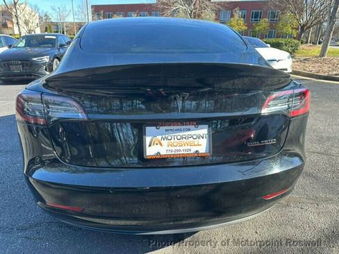 Used 2022 Tesla Model 3 Performance image 6
