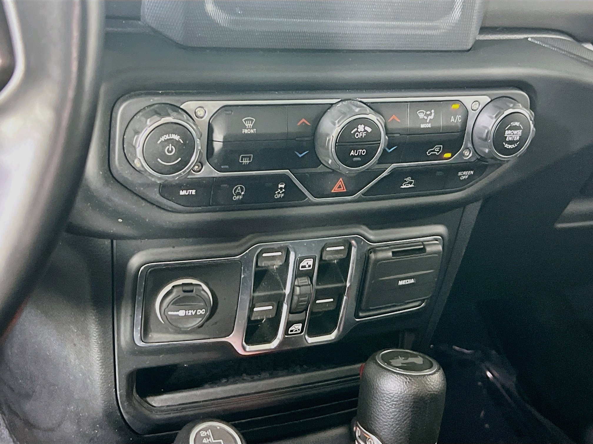 Used 2021 Jeep Wrangler Unlimited Sport AWD/4WD image 15