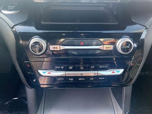 Certified 2022 Ford Explorer ST-Line w/ Class IV Trailer Tow Package image 32