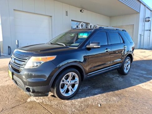 Used 2013 Ford Explorer Limited image 3