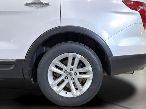 Used 2011 Ford Explorer XLT w/ 201A Rapid Spec Order Code FWD image 37