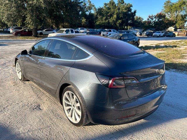 Used 2018 Tesla Model 3 Mid Range RWD image 3