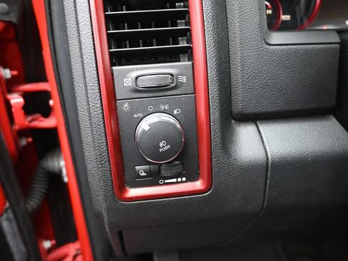 Used 2017 RAM 1500 Rebel w/ Luxury Group RWD image 12