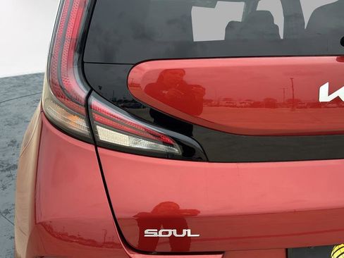 Certified 2024 Kia Soul LX w/ Option Group 015 image 10