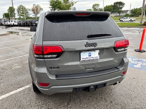 Used 2021 Jeep Grand Cherokee Laredo X AWD/4WD image 21