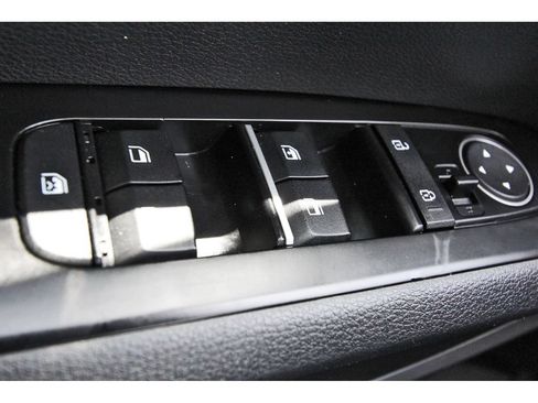 Used 2020 Kia Soul LX FWD image 22