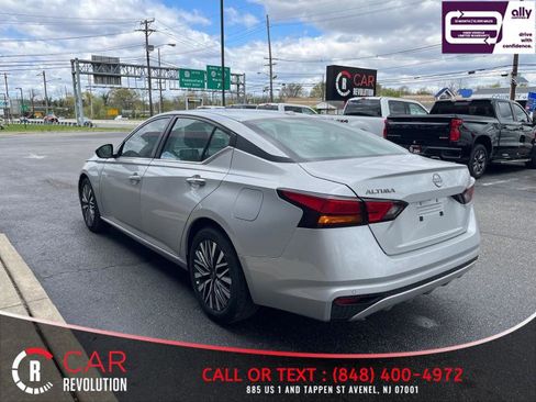 Used 2025 Nissan Altima 2.5 SV FWD image 5