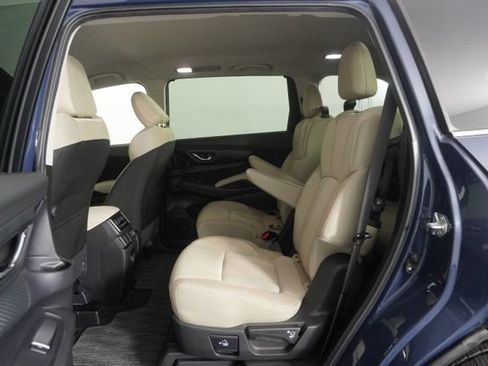 Certified 2025 Subaru Ascent Premium AWD/4WD image 32