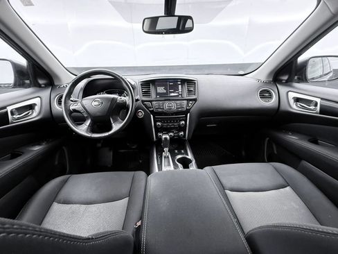 Used 2017 Nissan Pathfinder SV w/ SV Tech Package AWD/4WD image 31
