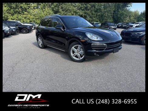 Used 2014 Porsche Cayenne S AWD/4WD image 1