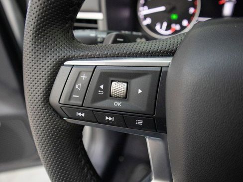 New 2025 Mitsubishi Outlander SE image 10