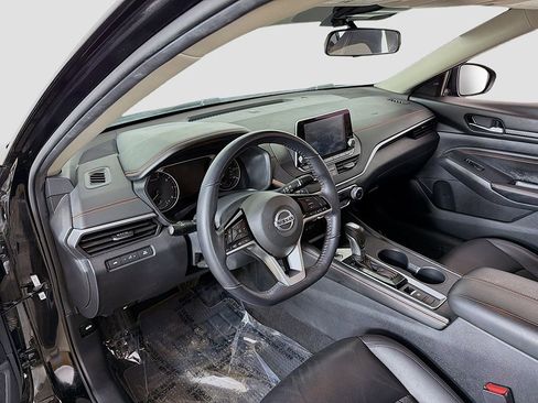 Used 2021 Nissan Altima 2.5 SR image 15