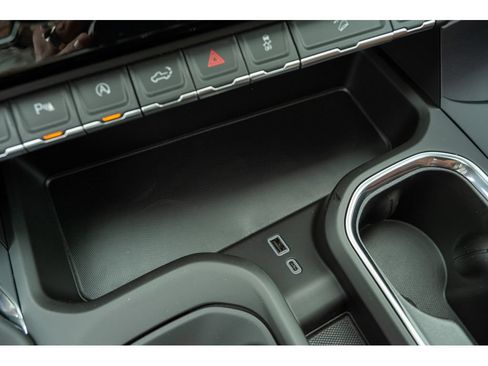 New 2026 GMC Sierra 1500 Denali Ultimate w/ LPO, Black Badging Package AWD/4WD image 28