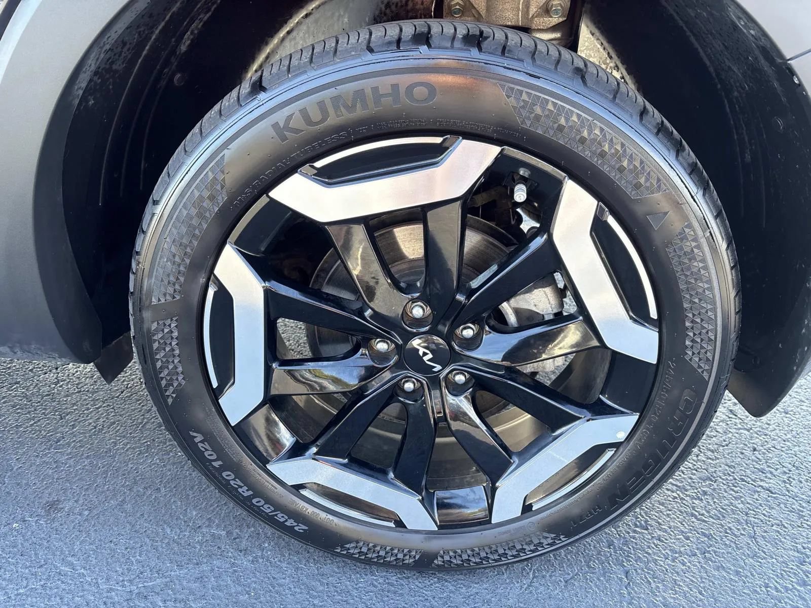 Used 2025 Kia Telluride S FWD image 12