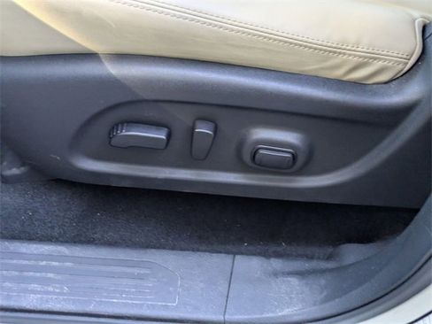 Used 2023 Nissan Murano SV image 12