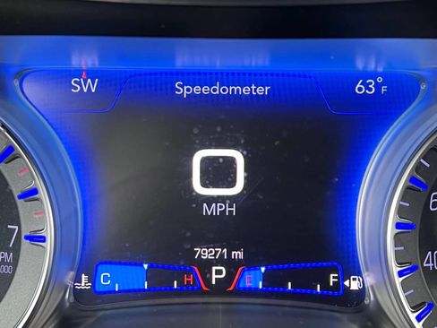 Used 2019 Chrysler 300 Touring w/ Sport Appearance Package image 28