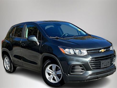 Certified 2020 Chevrolet Trax LS w/ Tint and Cruise Package image 1