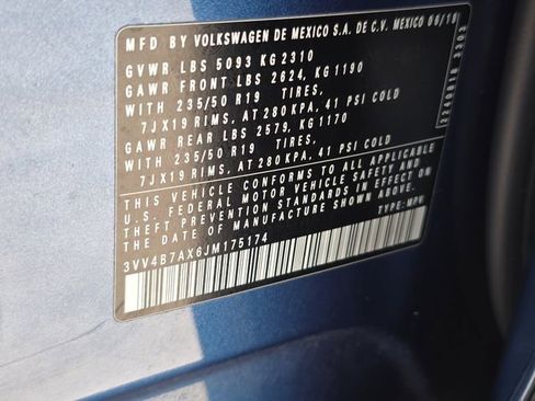Used 2018 Volkswagen Tiguan SEL Premium AWD/4WD image 39