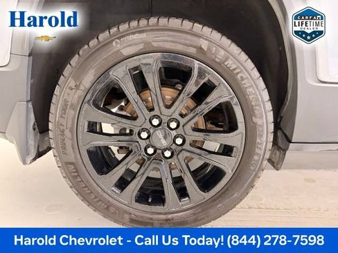 Used 2022 GMC Acadia SLT w/ GMC Pro Grade Package AWD/4WD image 7