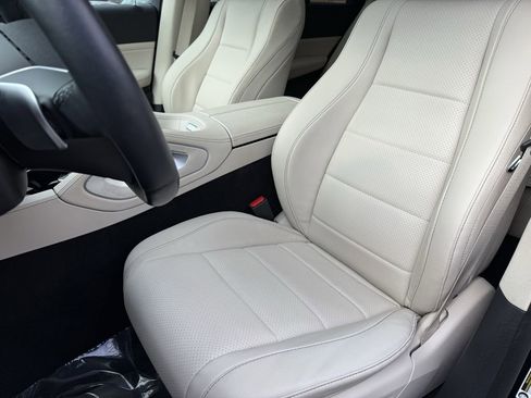 Used 2024 Mercedes-Benz GLE 450 4MATIC image 36