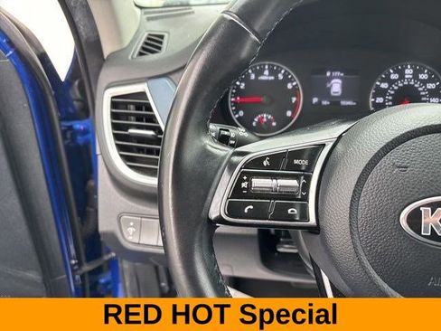Used 2021 Kia Seltos S image 17