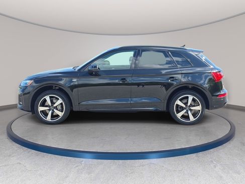 Used 2023 Audi Q5 2.0T Premium Plus w/ Premium Plus Package AWD/4WD image 8