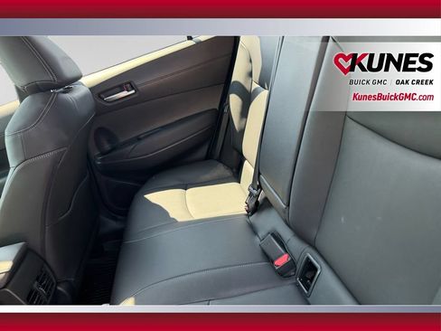 Used 2023 Toyota Corolla Cross XLE w/ Convenience Package AWD/4WD image 36