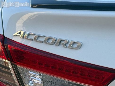 Used 2022 Honda Accord Sport image 14