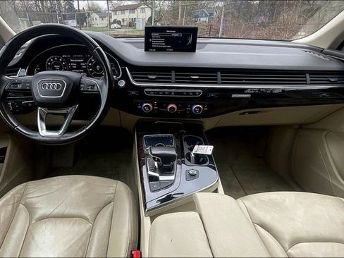 Used 2017 Audi Q7 3.0T Premium Plus w/ Premium Plus Package AWD/4WD image 15