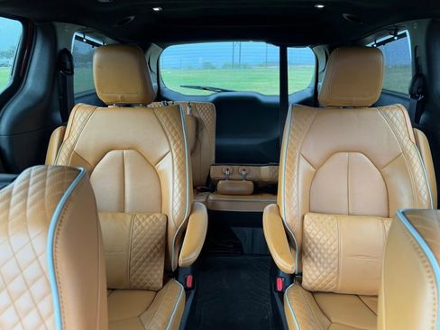 Used 2022 Chrysler Pacifica Pinnacle image 17