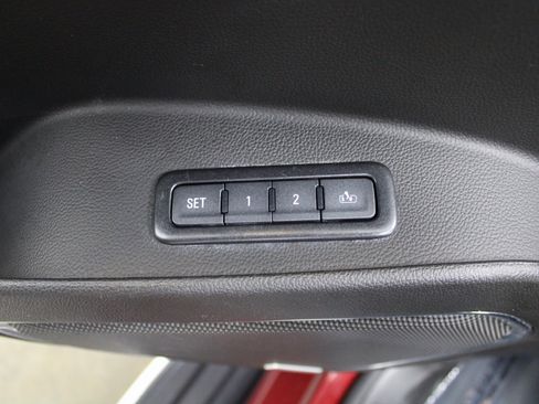 Used 2017 GMC Yukon SLT w/ HD Trailering Package image 16