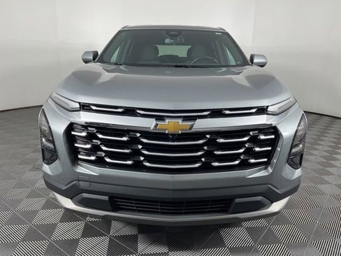Used 2025 Chevrolet Equinox LT FWD image 5