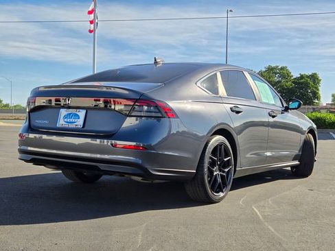 Used 2024 Honda Accord LX image 4
