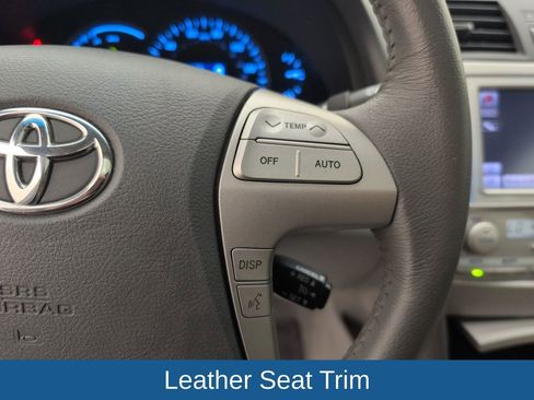 Used 2011 Toyota Camry Hybrid FWD image 38