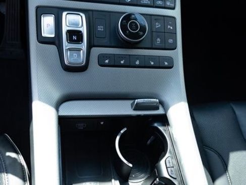 Used 2024 Hyundai Palisade SEL image 19